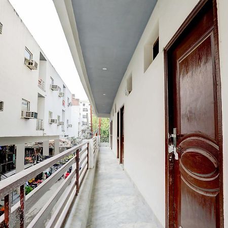 נוידה Hotel O Tilak Hotel 24 Sector 27 Near By Vinayak Hospital Gali No-6 מראה חיצוני תמונה