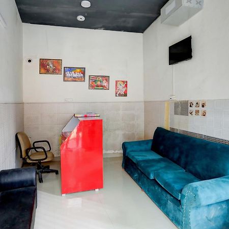 נוידה Hotel O Tilak Hotel 24 Sector 27 Near By Vinayak Hospital Gali No-6 מראה חיצוני תמונה
